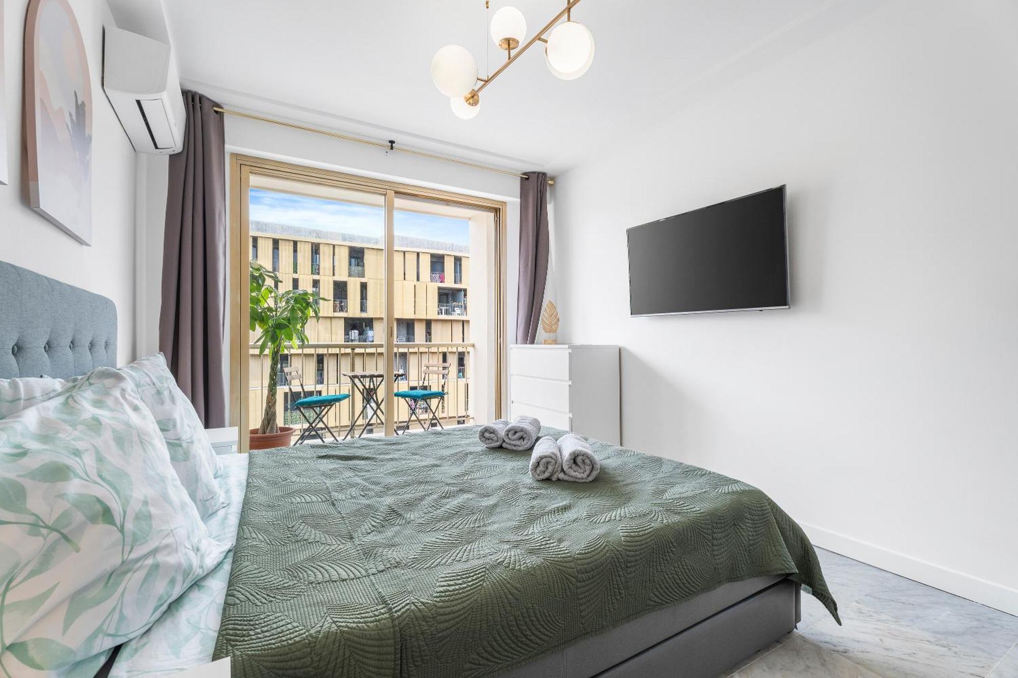 Elegant Studio Avec Terrasse Proche Mer Tramway Ницца Экстерьер фото